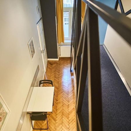 Z40 Apartments - Hostaid Будапеща Екстериор снимка